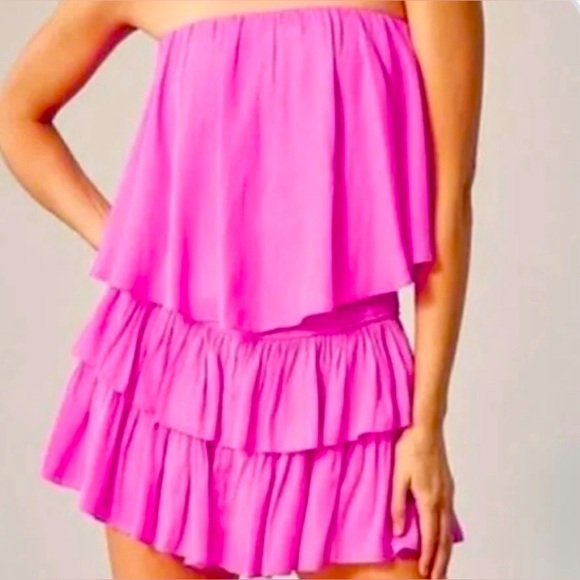 Mustard Seed Dresses & Skirts - Mustard Seed Hot Pink Romper!